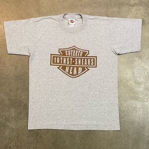 VTG Harley-Davidson Sneakerhead Shirt 10th St Sneaks Parody Streetwear Tee
